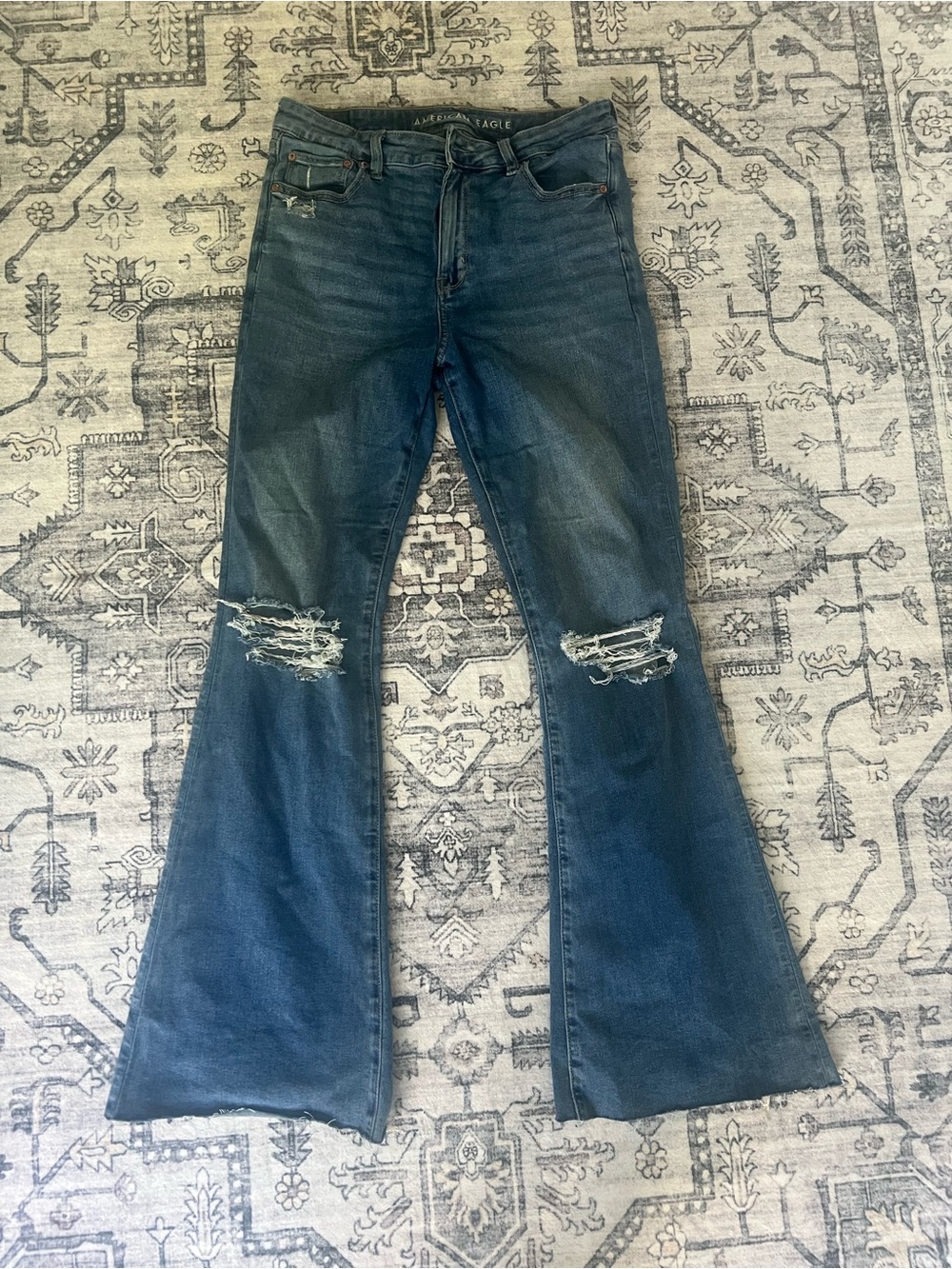 American Eagle Next Level Stretch - Size 10 long
